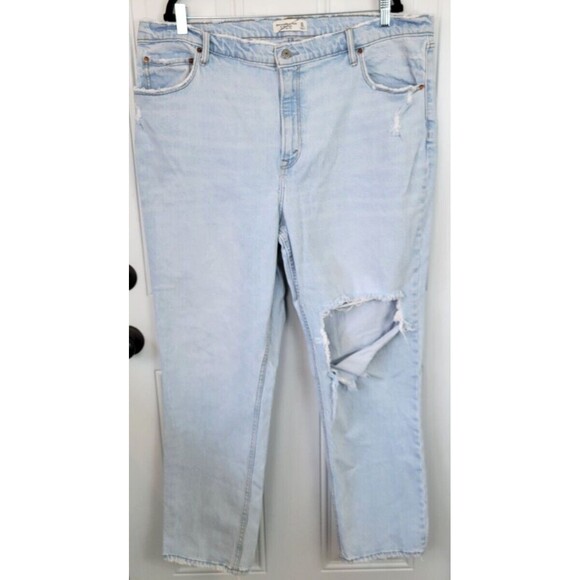 Abercrombie and Fitch Womens Plus Size 90s Straight Ultra High Rise Jean… - Picture 1 of 8